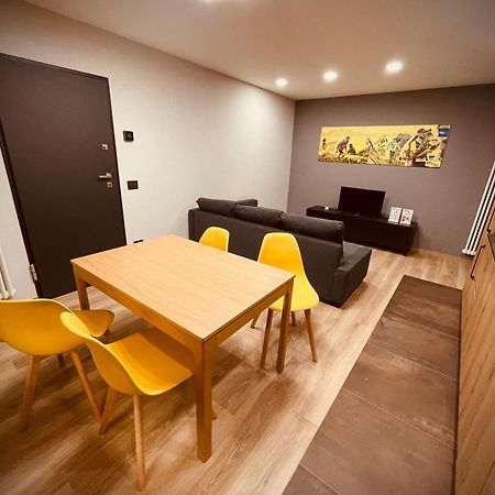 Alpine Hut Apartman Pont-Saint-Martin Kültér fotó