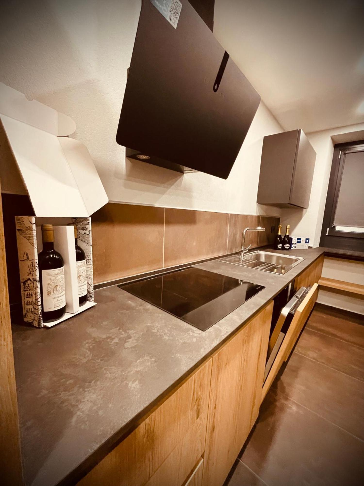 Alpine Hut Apartman Pont-Saint-Martin Kültér fotó